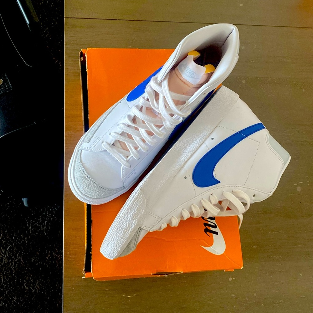 BLAZER MID ‘77 VNTG SIZE 8.5